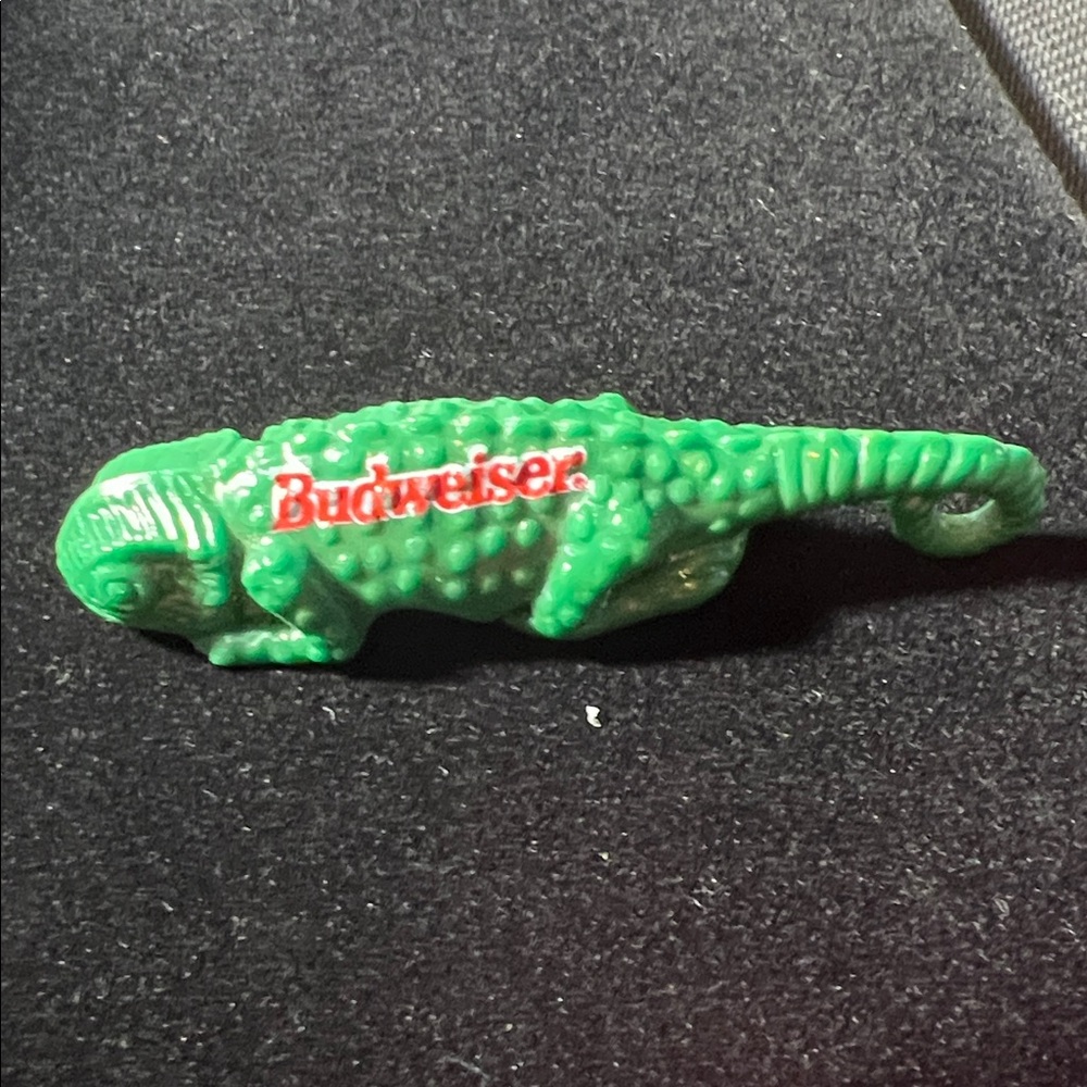 Budweiser Green Reptile Collectible. WA524